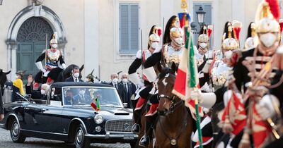  Il Presidente della Repubblica Italiana Sergio Mattarella torna al Quirinale a bordo della Lancia Flaminia Presidenziale 
