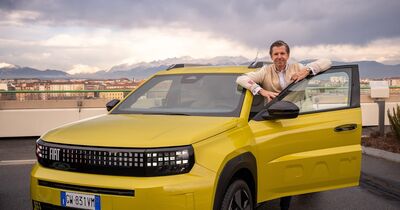  Fiat Grande Panda: consegne da aprile, per l’elettrico, e da giugno, per l’ibrido. Nelle concessionarie a marzo 