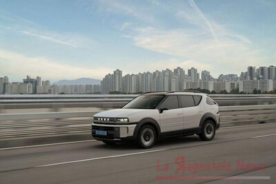  “Art of Steel”, la Hyundai presenta la nuova Nexo ad Idrogeno, il futuro è adesso 