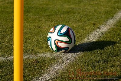  Napoli in fuga e 4 squadre in un punto 