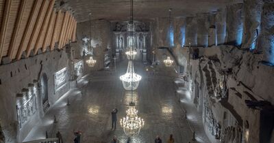  Fino a 327 metri sotto Cracovia: scopri le miniere di sale di Wieliczka 