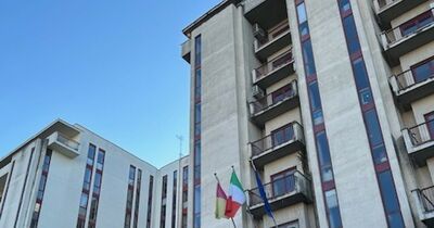  Cambia proprietario un immobile cielo-terra in via Capitan Bavastro a Roma 