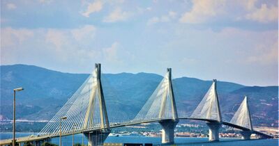  Sai Cosa vuol dire ponte strallato? Ecco il significato 