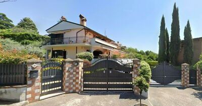  Splendide case all'asta con giardino da 40.000 euro: il piacere di un’oasi verde privata 