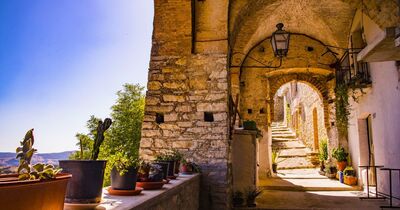  Cosa vedere a Rotondella? Il balcone sullo Ionio che incanta tutto l'anno 