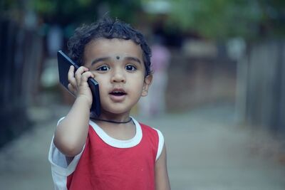  Un Bambino su tre usa lo smartphone ogni giorno 