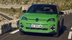  Acquistare Renault 5 nel 2025 e spendere il meno possibile. Per ora 