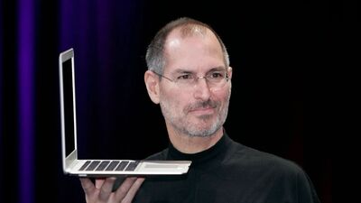  La sfida dei portatili: Apple punta sul design, i PC sulla longevità 