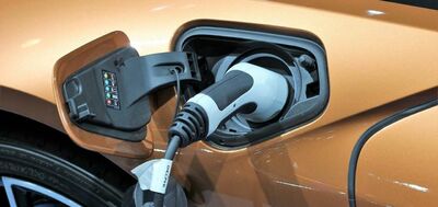  STOP Auto BENZINA E DIESEL DAL 2035/ L'assurdità grillina targata Ue 