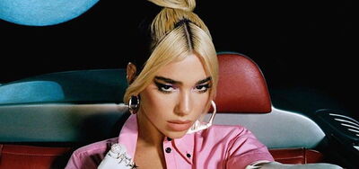  Dua Lipa e Aròn Piper insieme in discoteca/ I fan in delirio, stanno insieme? 