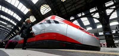  Treni Alta velocità in ritardo fino a 100 minuti/ Trenitalia: 'Disagi ancora a lungo' 