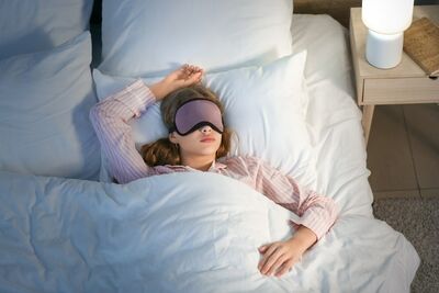  Cos'è il sonno polifasico e Come influenza il nostro benessere? 