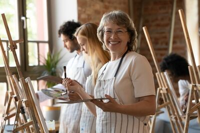  Perché l'arteterapia è utile dopo i 60 anni? 