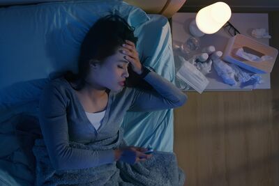  Perché la febbre torna di notte? Il cortisolo ha un ruolo chiave: ecco quale 