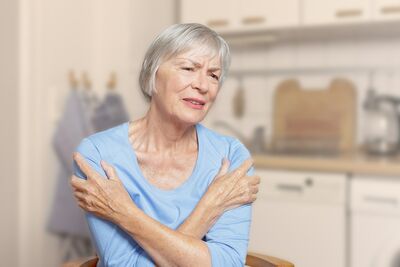  Polimialgia reumatica: quali sono i Sintomi? Si guarisce? 