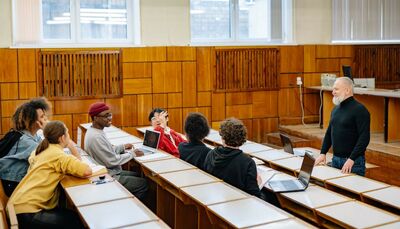  Borse di studio universitarie, 558 milioni di euro stanziati per il 2025/26: in dieci anni fondi più che raddoppiati 