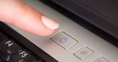  Tasti per Spegnere Windows, Riavviare il PC e Disconnettere 