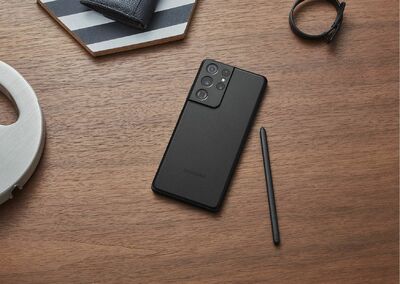  Samsung Galaxy S22 Ultra 5G, il miglior smartphone con pennino è al minimo storico 