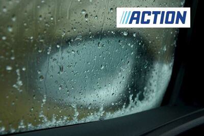  Vetri appannati in auto, ti serve meno di un caffè: da Action, con questo affarino hai risolto i tuoi problemi 