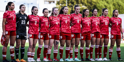  Non è facile mettere insieme una Nazionale femminile di Calcio se sei Gibilterra 