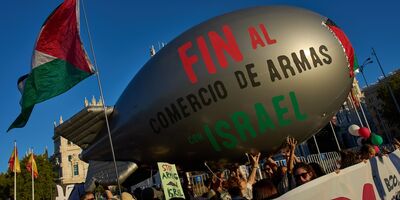  Il parlamento spagnolo ha approvato un embargo alle armi per Israele 