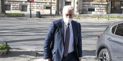  L'ex commissario all 'Emergenza Coronavirus Domenico Arcuri è stato assolto nell'inchiesta sull'acquisto di mascherine dalla Cina 