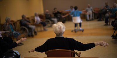  Molte residenze per anziani stanno ostacolando l'ingresso dei malati di Alzheimer 
