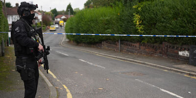  C'è stato un attacco armato contro una sinagoga a Manchester, nel Regno Unito: quattro persone sono state ferite 