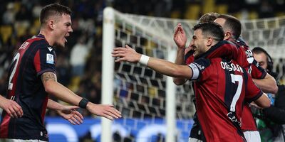  Il Bologna ha battuto l'Inter ai rigori nella seconda semifinale della Supercoppa italiana: in finale giocherà col Napoli 