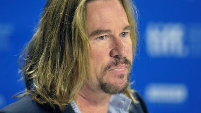  Val Kilmer ci lascia: il commovente tributo di amici e fan nel mondo del Cinema 