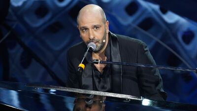  Checco Zalone omaggia Pippo Baudo: 'A lui devo il mio successo, fu coraggioso' 