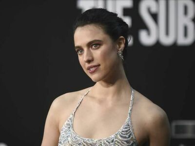  Chi sarà la prossima Bond Girl? Margaret Qualley in testa alla classifica di 007! 