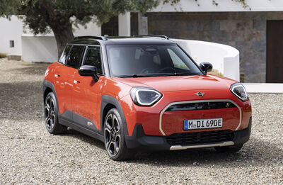  MINI Aceman: nuova, completamente elettrica e creativa 