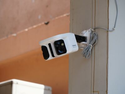  Recensione della telecamera Baseus Security X1 Pro: Telecamera di sicurezza AI a doppio inseguimento con zero costi di abbonamento 