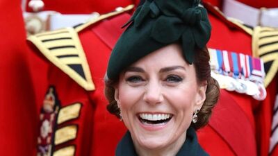  'È la tendenza del momento'. Kate Middleton, ritorno in pubblico con sorpresa: il Nuovo Look 