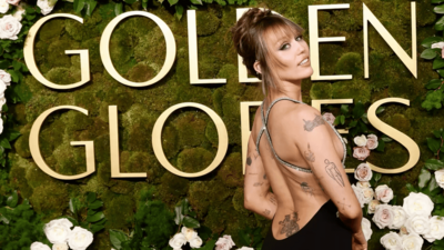  Il vestito schiena scoperta è la tendenza sensuale del 2025 