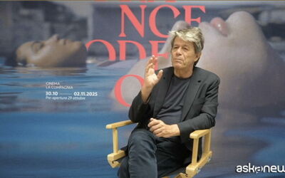  Emmanuel Carrère e il film “Il mago del Cremlino”: «Parla del nuovo modo di fare politica, non solo di Putin» 