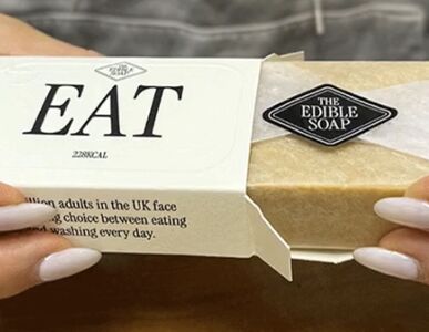  La protesta Di Londra, con un sapone edibile che sa Di fagioli e pane tostato 