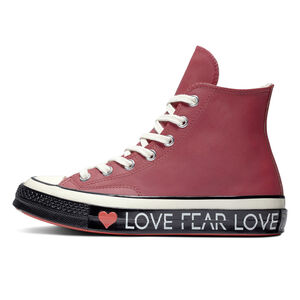  San Valentino: Converse e il potere dell'amore 