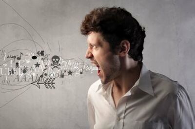  Espressioni offensive dell'avvocato: illecito disciplinare 