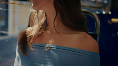  Una collana con l'AI integrata, che non arriva da Black Mirror 