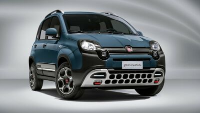  Altro che Tesla: le Auto più vendute in Italia sono Panda e Dacia, e non certo elettriche! 