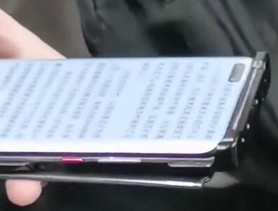  Huawei Mate 40 Pro si fa pizzicare in metropolitana: eccolo in video 