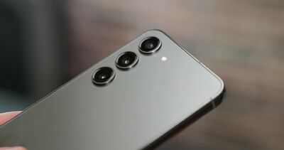  Galaxy S24 e S24+, possibile che si passi al telaio piatto 