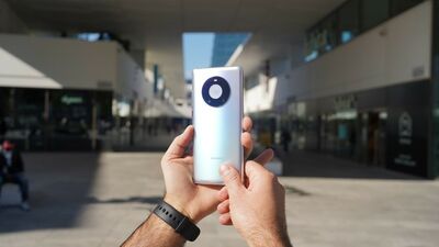  Huawei, tris di aggiornamenti: update per Mate 40 Pro, Pro Plus e P30 Lite 