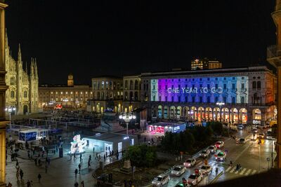  Samsung inaugura il Milano Cortina 2026 Sport Village in Piazza Duomo 