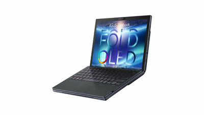 ASUS porta il PC pieghevole Zenbook 17 Fold in Italia: Costa oltre 3.000€ 