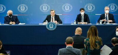  Scuola, nuove regole Decreto Covid/ Dad solo per no vax? Novità quarantene e tamponi 