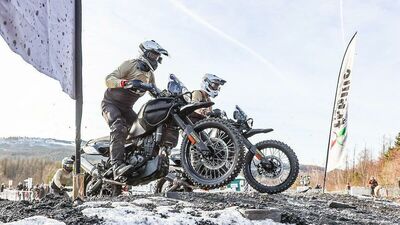  In Inghilterra la RE Himalayan 450 diventa Phantom Edition, per l'off-road estremo