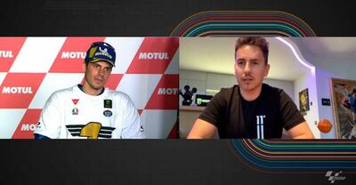  Jorge Lorenzo: complimenti (con gaffe) in diretta A Joan Mir 